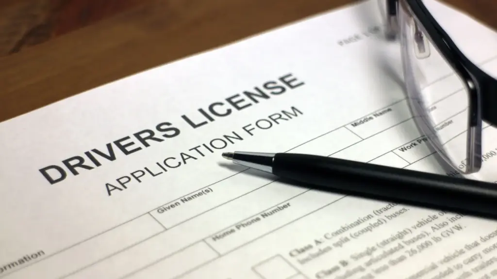 A drivers license form.