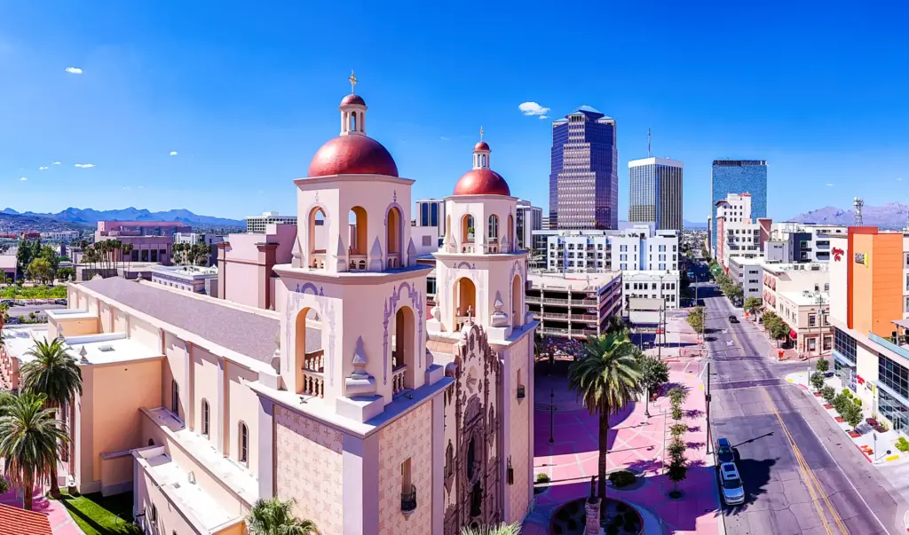 An overview shot of Tucson, Arizona.