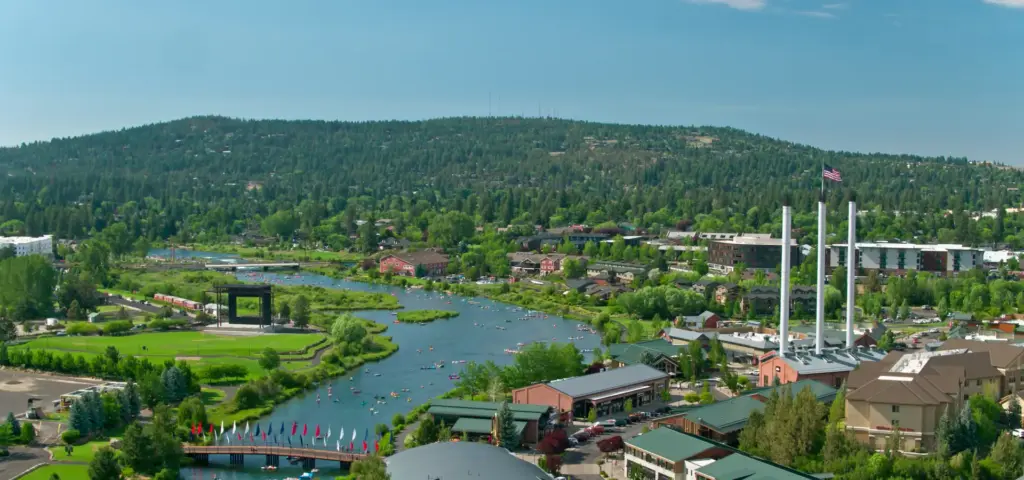 An overview shot of a Oregon city in the countryside.