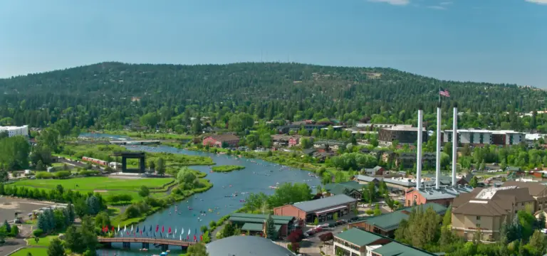An overview shot of a Oregon city in the countryside.